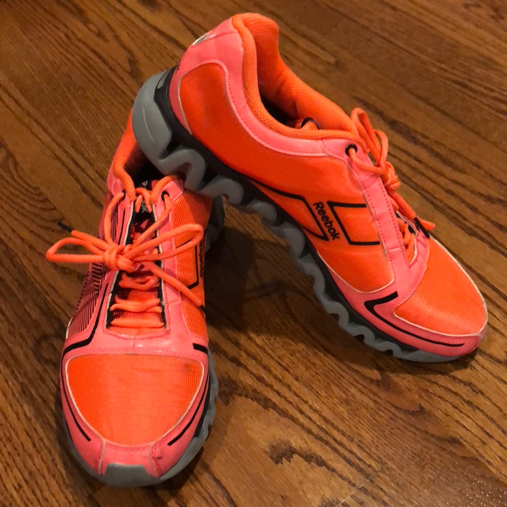 Good Used Condition Men’s Reebok Sneakers Size 11